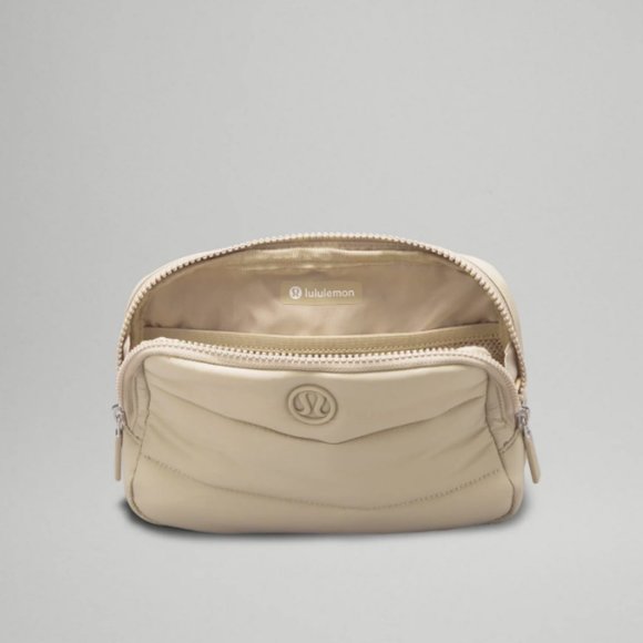 Lululemon Everywhere Belt Bag Large 2L Wunder Puff in Trench - Picture 5 of 9